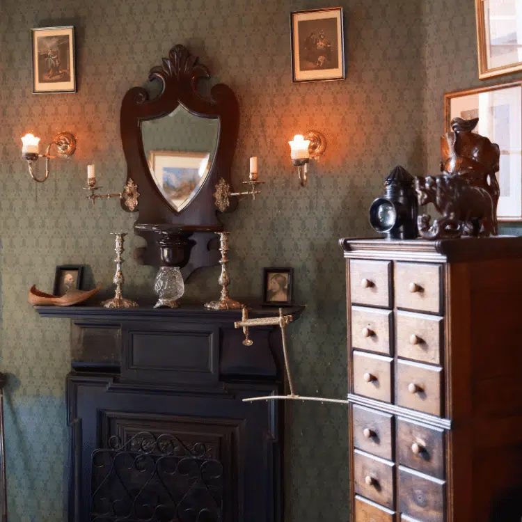 Tampa antique movers